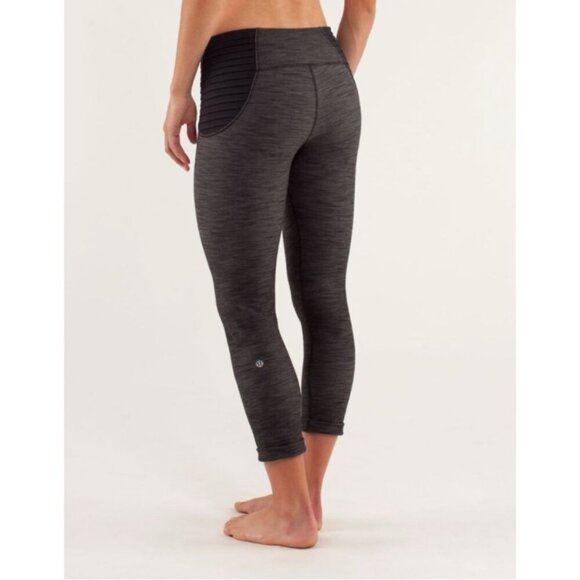 Lululemon leggings Women's 4 grey Aphrodite crop yoga workout athleisure weights - Picture 10 of 12
